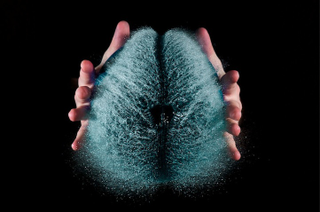 Illustration for article titled High-speed photographs capture water balloons the moment after they pop